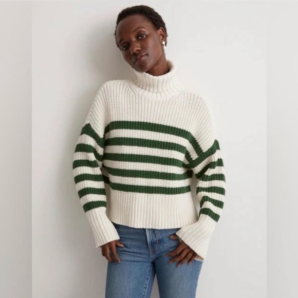 Madewell Sweaters - Madewell Cream and Forest Green Striped Turtleneck Cableknit Sweater